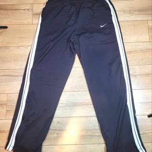 NIKE men's Basketball workout jog pants pockets and zip